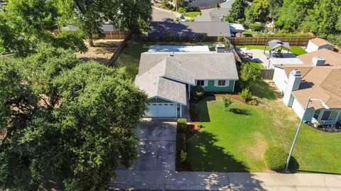 View/Area - 8644 Central Ave, Orangevale, CA 95662 photo 3 of 10