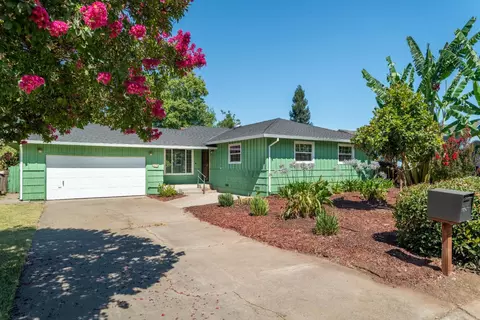 Exterior - 3813 Horton Ln, Carmichael, CA 95608 photo 2 of 6