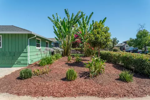 Exterior - 3813 Horton Ln, Carmichael, CA 95608 photo 3 of 6