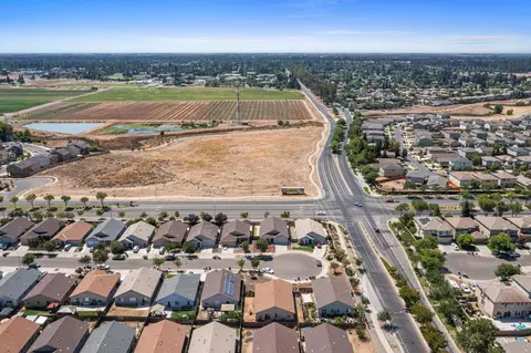 View/Area - 586 Glendon Ct, Merced, CA 95348 photo 5 of 11
