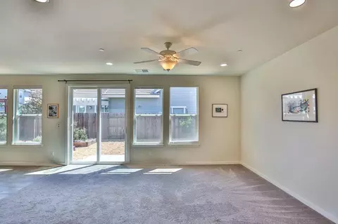 274 Florencia Pl, Davis, CA 95616 photo 5