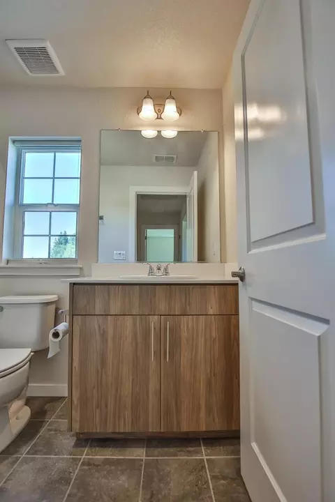 274 Florencia Pl, Davis, CA 95616 photo 10