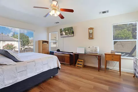 Bedroom - 4216 Keepsake Ct, Modesto, CA 95356 photo 8 of 10