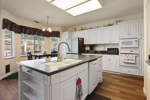 Kitchen - 4216 Keepsake Ct, Modesto, CA 95356 photo 3 of 7