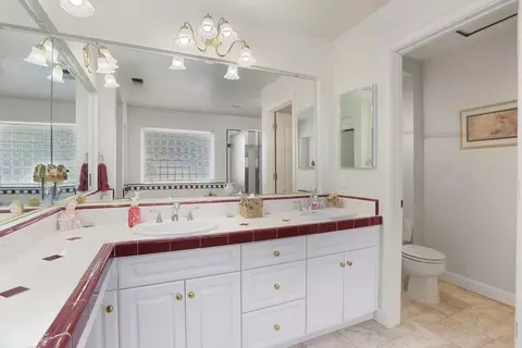Bath - 4216 Keepsake Ct, Modesto, CA 95356 photo 6 of 6