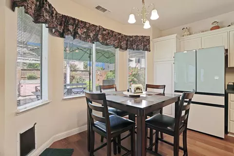 Dining - 4216 Keepsake Ct, Modesto, CA 95356 photo 4 of 4