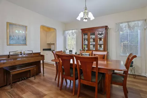 Dining - 4216 Keepsake Ct, Modesto, CA 95356 photo 3 of 4