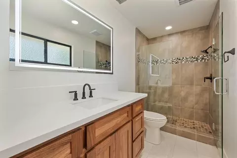Bath - 2791 Rustic Ln, Lincoln, CA 95648 photo 3 of 3