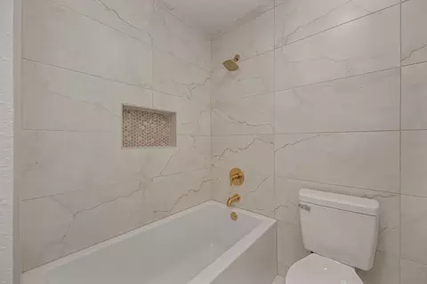 Bath - 2791 Rustic Ln, Lincoln, CA 95648 photo 2 of 3