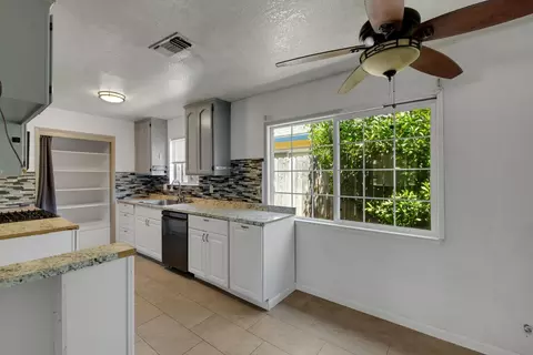 Kitchen - 4010 Cedar St, Rocklin, CA 95677 photo 1 of 4