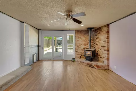 Living - 4010 Cedar St, Rocklin, CA 95677 photo 5 of 8