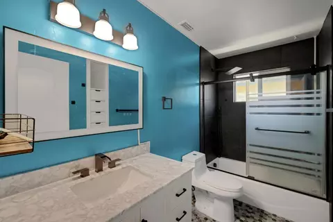 Bath - 4010 Cedar St, Rocklin, CA 95677 photo 1 of 5