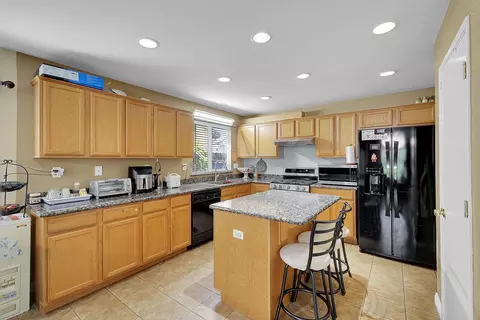 Kitchen - 4517 Winje Dr, Antelope, CA 95843 photo 2 of 3