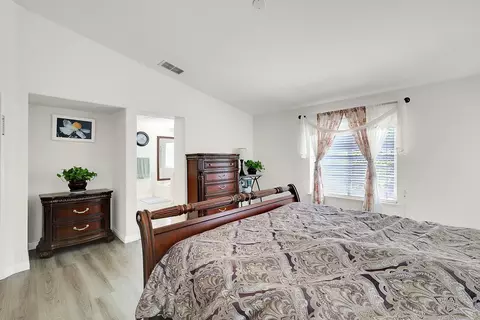 Bedroom - 4517 Winje Dr, Antelope, CA 95843 photo 2 of 7