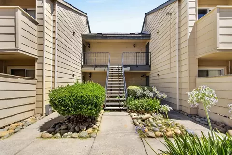 8232 Center Pkwy #54, Sacramento, CA 95823
