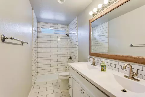 Bath - 10969 Woolwich Way, Mather, CA 95655 photo 1 of 3