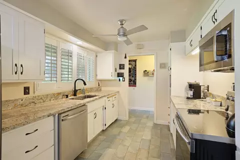 2567 W Swain Rd, Stockton, CA 95207