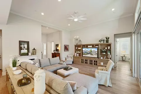 Living - 2924 Ashton St, Lodi, CA 95242 photo 1 of 2