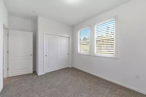 Bedroom - 3402 Eskaton Dr, Placerville, CA 95667 photo 2 of 4