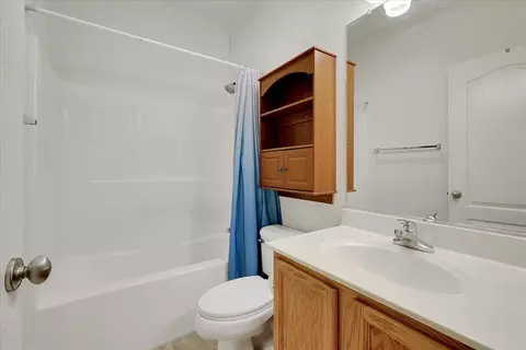 Bath - 9595 Waterman Ave, Live Oak, CA 95953 photo 1 of 3