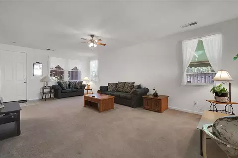 Living - 9595 Waterman Ave, Live Oak, CA 95953 photo 1 of 3