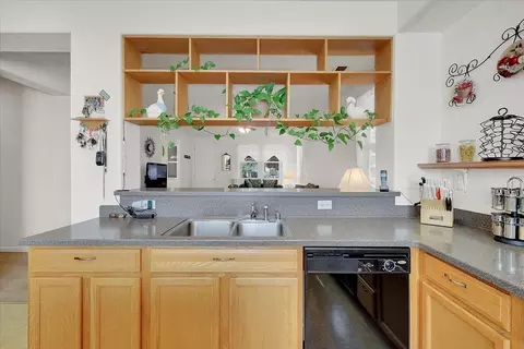 Kitchen - 9595 Waterman Ave, Live Oak, CA 95953 photo 5 of 5