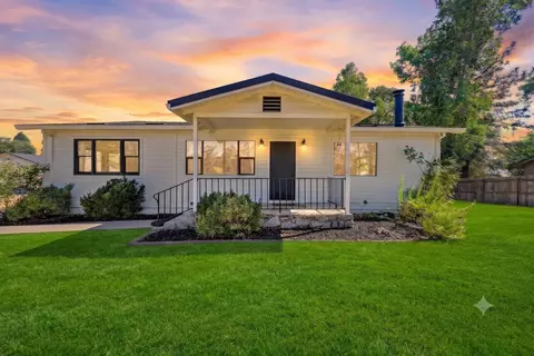 9030 Crater Hill Rd, Newcastle, CA 95658