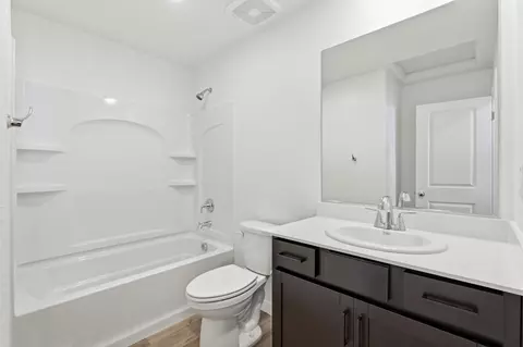 Bath - 1288 Leonhardt Loop, Lincoln, CA 95648 photo 1 of 1
