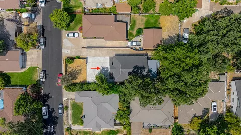 View/Area - 227 Walden St, Modesto, CA 95354 photo 3 of 6