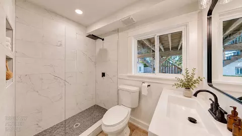 Bath - 227 Walden St, Modesto, CA 95354 photo 1 of 5