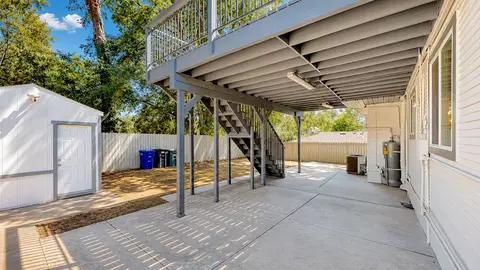 Exterior - 227 Walden St, Modesto, CA 95354 photo 10 of 18