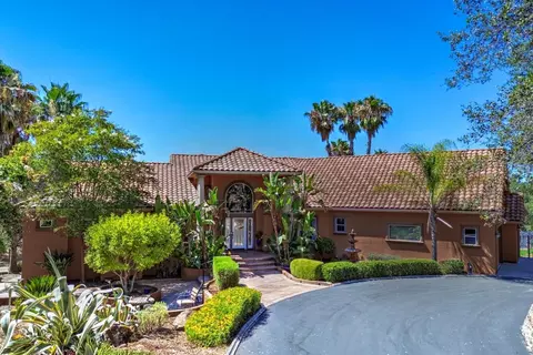 8888 Balmoral Dr, Newcastle, CA 95658