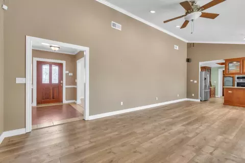 Living - 3366 Nadine St, Carmichael, CA 95608 photo 4 of 5