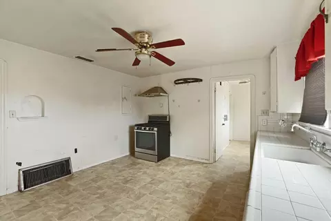 4614 E Armstrong Rd, Lodi, CA 95240 photo 71