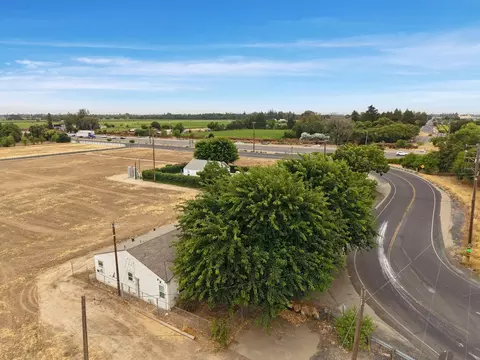 4614 E Armstrong Rd, Lodi, CA 95240 photo 91