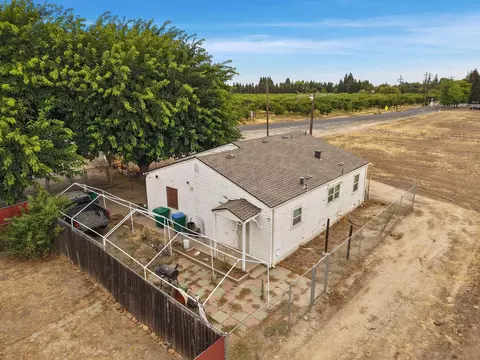 4614 E Armstrong Rd, Lodi, CA 95240 photo 9