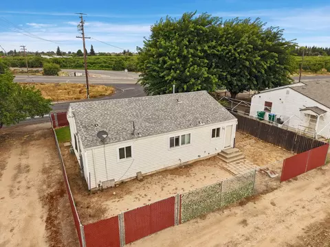 4614 E Armstrong Rd, Lodi, CA 95240 photo 11