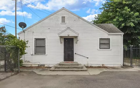 4614 E Armstrong Rd, Lodi, CA 95240 photo 32