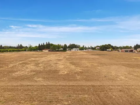 4614 E Armstrong Rd, Lodi, CA 95240 photo 22