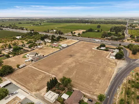 4614 E Armstrong Rd, Lodi, CA 95240 photo 87