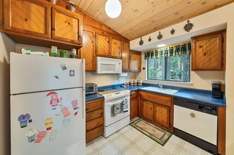 Kitchen - 7084 Pine Cone Dr, Pollock Pines, CA 95726 photo 2 of 3