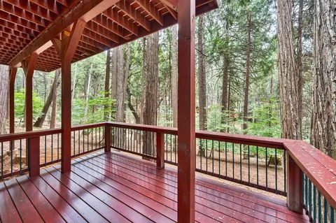 Exterior - 7084 Pine Cone Dr, Pollock Pines, CA 95726 photo 6 of 7