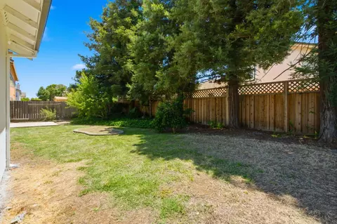 774 Sugar Pine Dr, Lathrop, CA 95330 photo 34