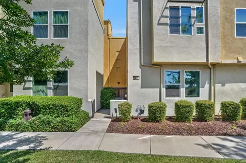 3878 E Commerce Way, Sacramento, CA 95834