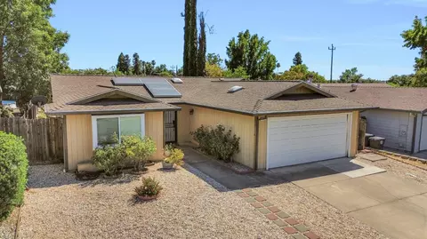 8634 Imran Woods Cir, Citrus Heights, CA 95621