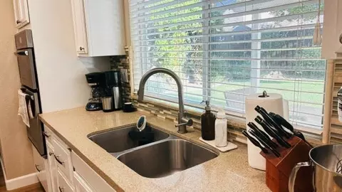 Kitchen - 838 Tornell Dr, Ripon, CA 95366 photo 2 of 5