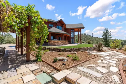 Exterior - 768 Apple Blossom Dr, Murphys, CA 95247 photo 8 of 10