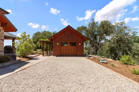 Exterior - 768 Apple Blossom Dr, Murphys, CA 95247 photo 6 of 10