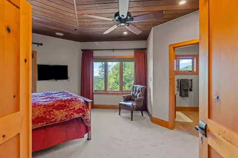 Bedroom - 768 Apple Blossom Dr, Murphys, CA 95247 photo 4 of 6