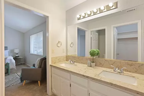 Bath - 232 Ruess, Ripon, CA 95366 photo 2 of 4